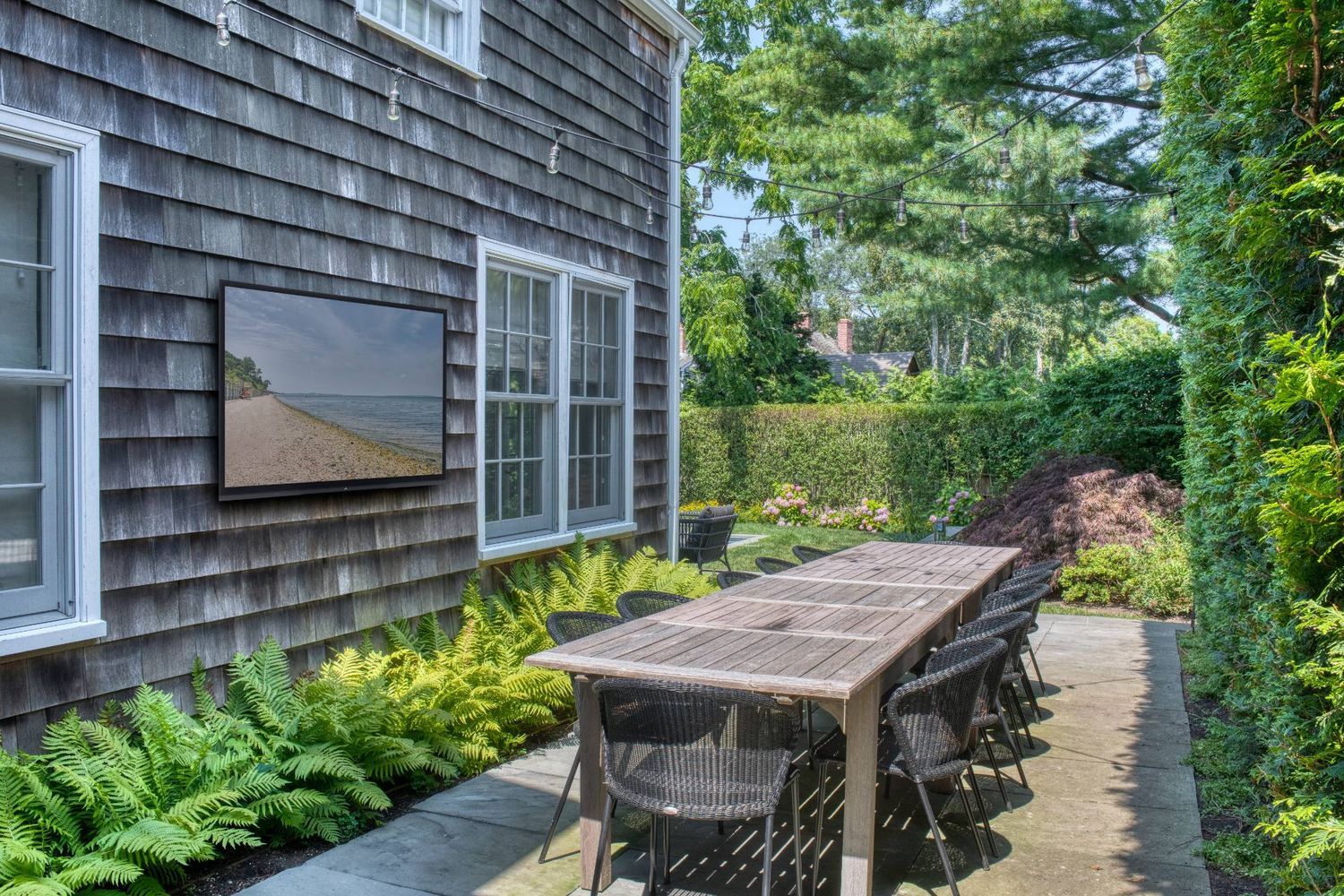 A Masterfully Restored Icon on a Coveted Village Lane