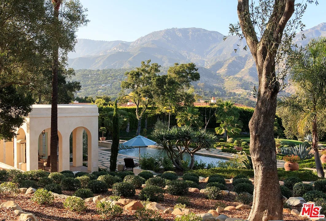 1041 Mission Ridge Rd