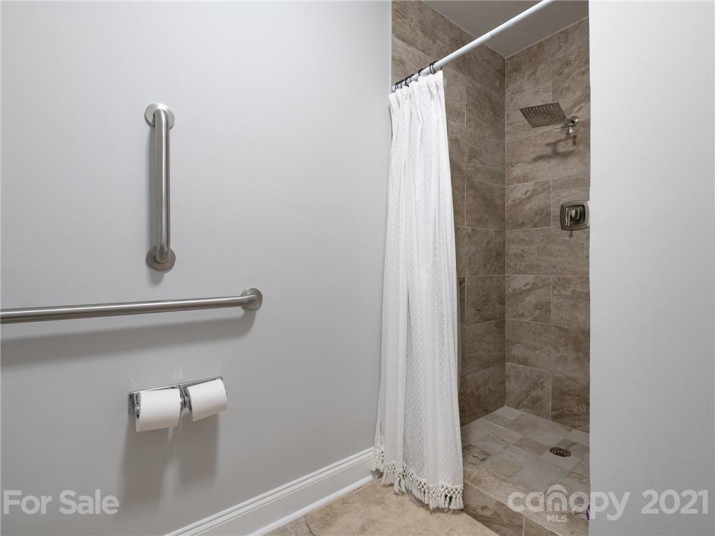 2421 Bonterra Blvd #405