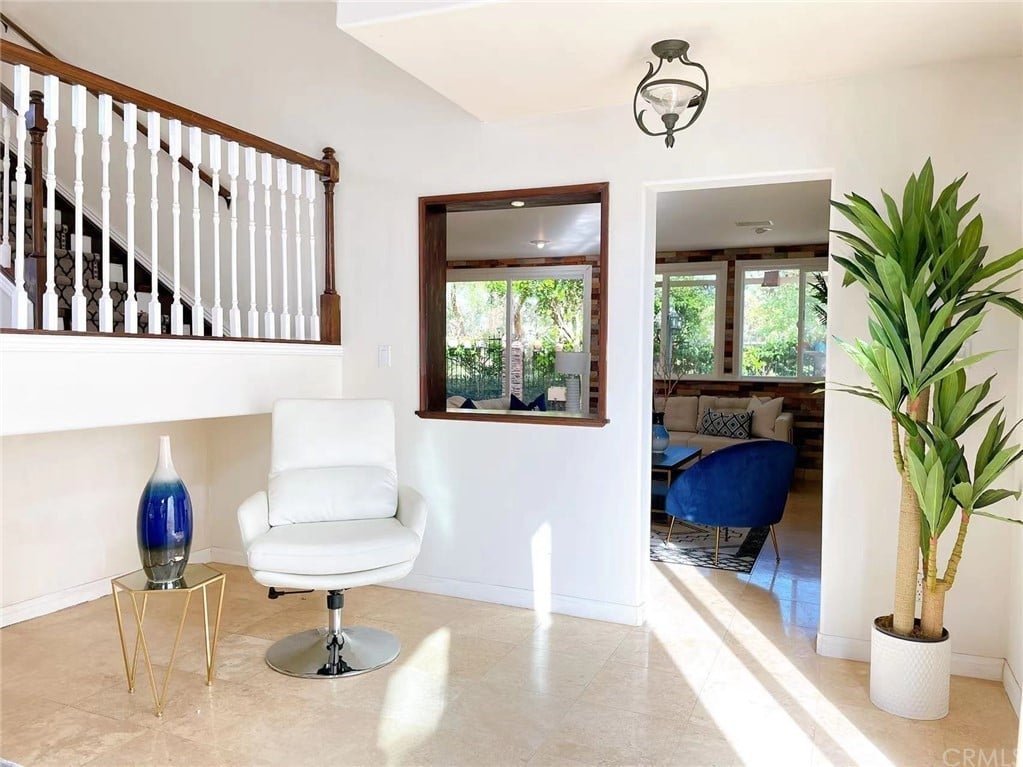 40 Cedar Tree Ln