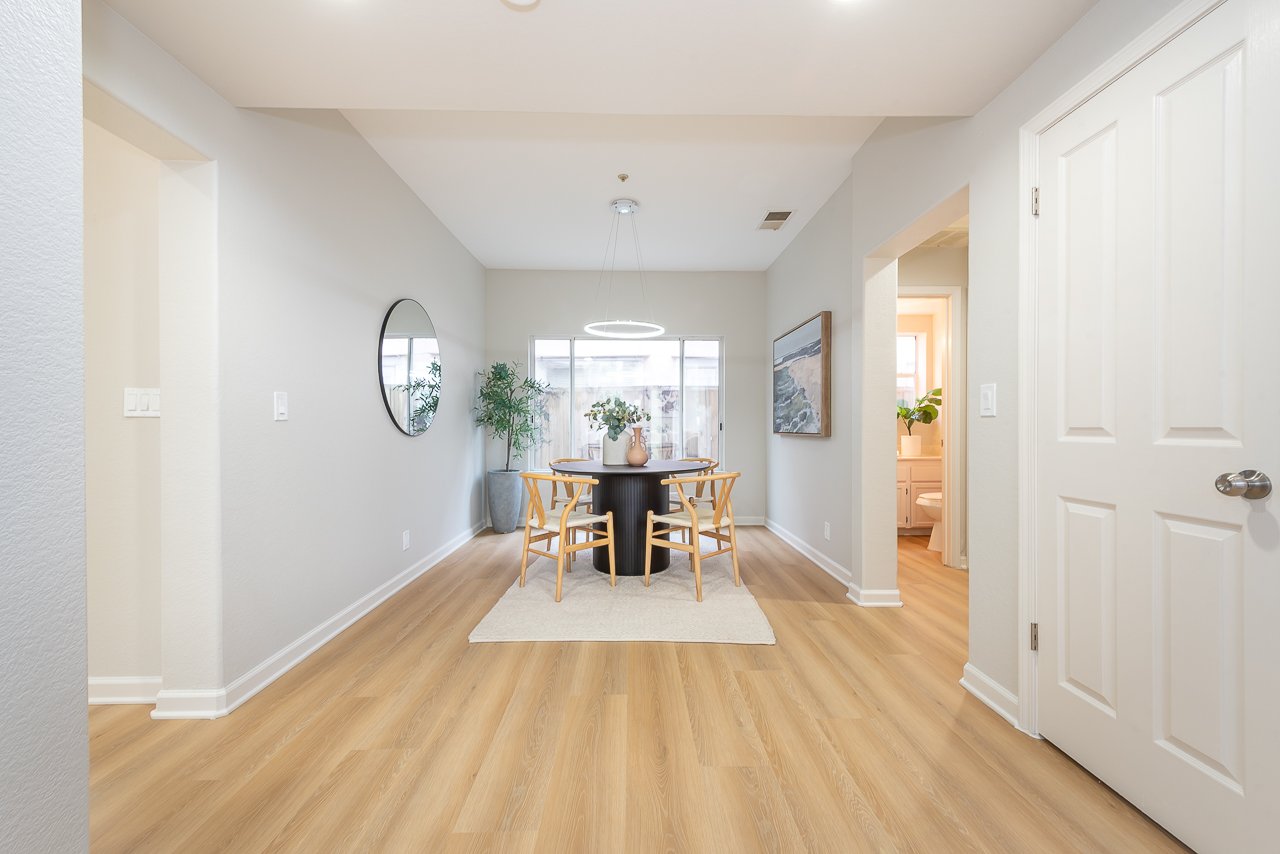 Meridien Court - Gated Community!