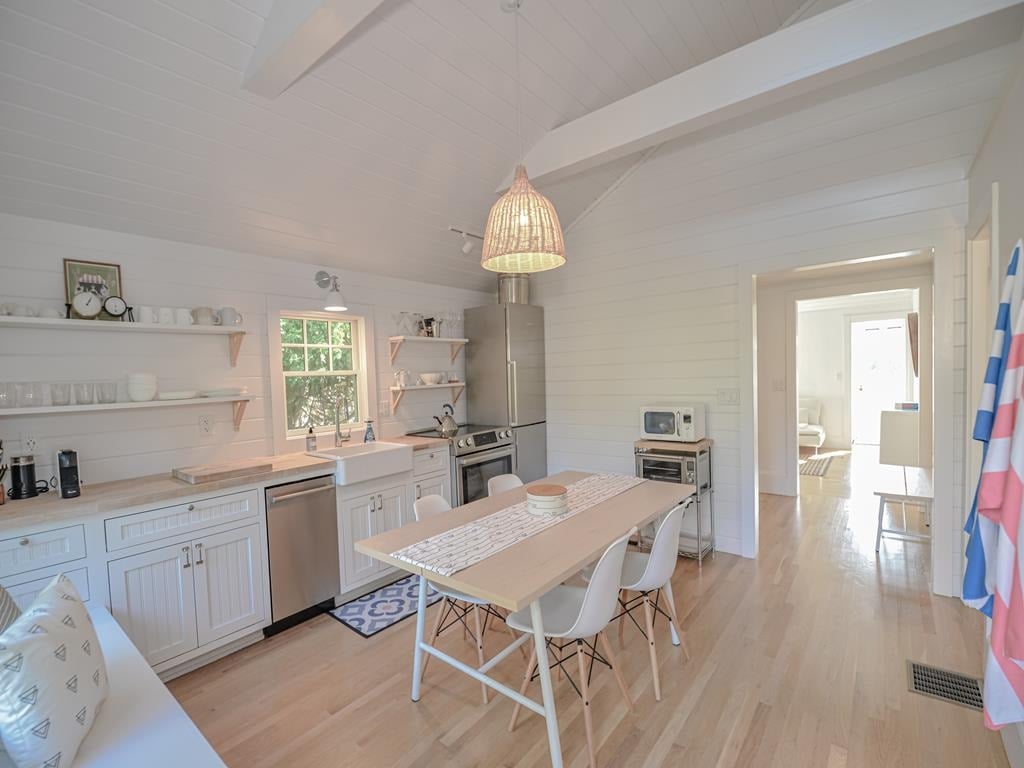 51 West Tisbury Rd