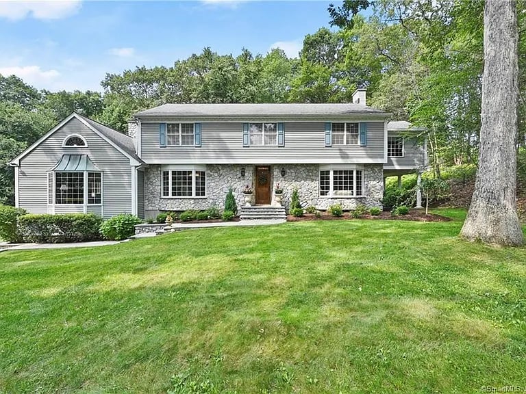 74 Barnswallow Drive
