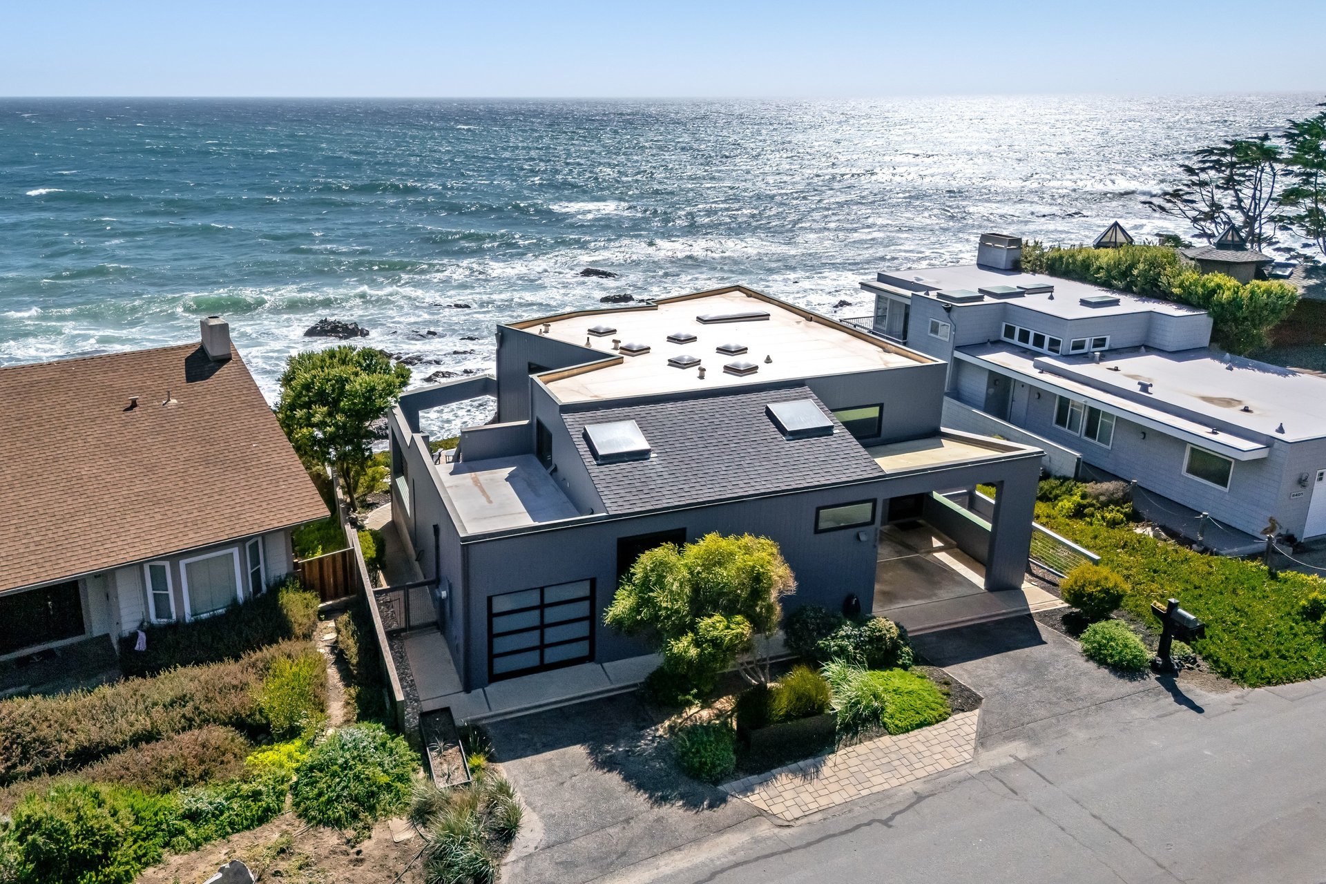 Striking Design on Cambria’s Coastline
