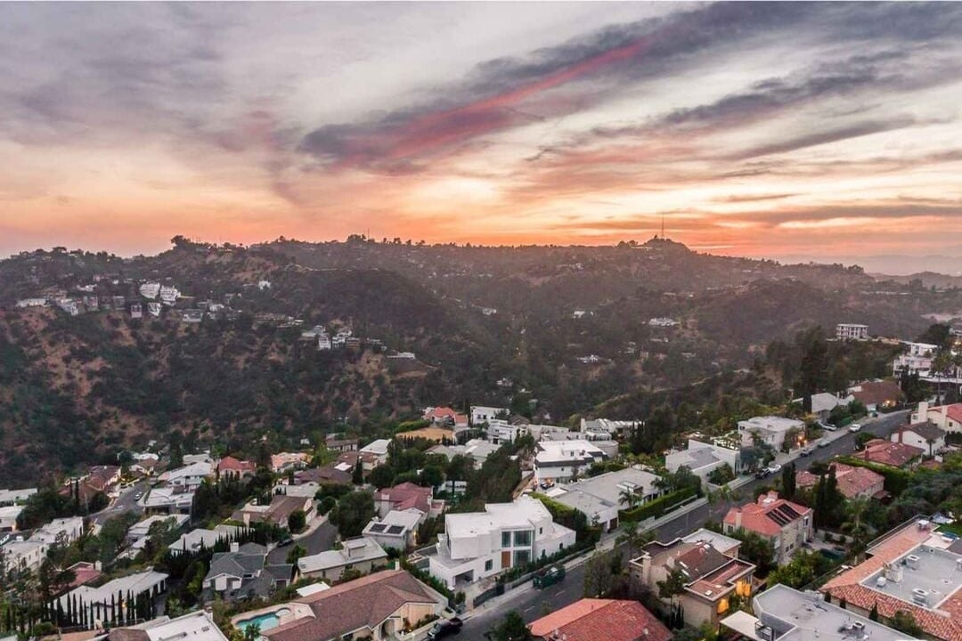 Celestia Crest, Venus Dr, 90046