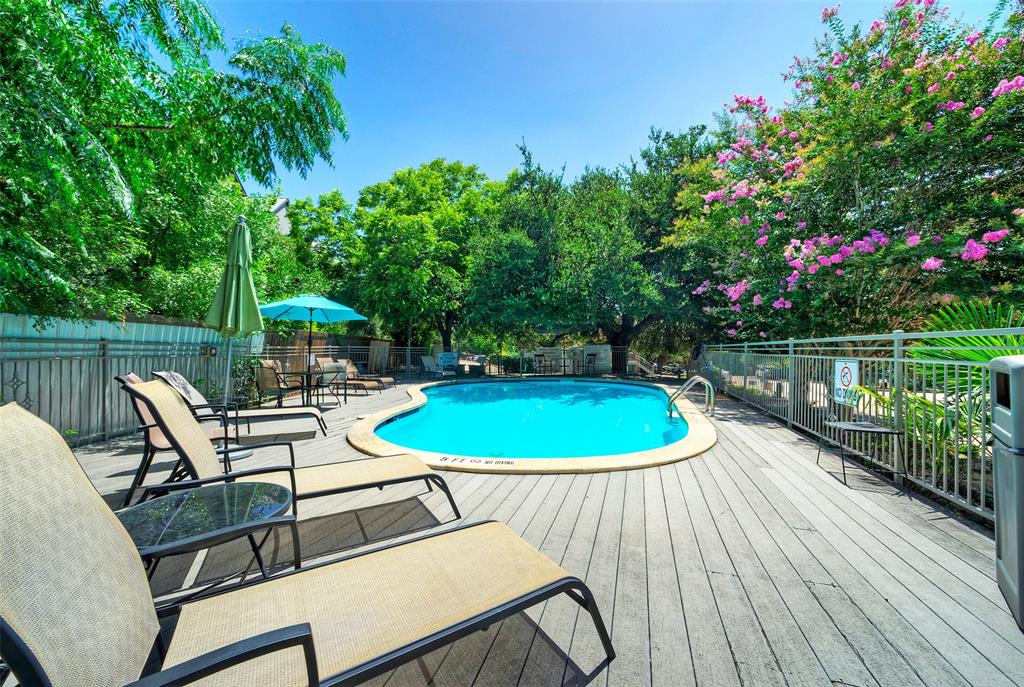 A Top-Floor Retreat in the Heart of 78704 | Two Suites + Fireplace