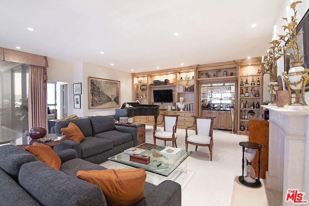10430 Wilshire Blvd. Unit 1703