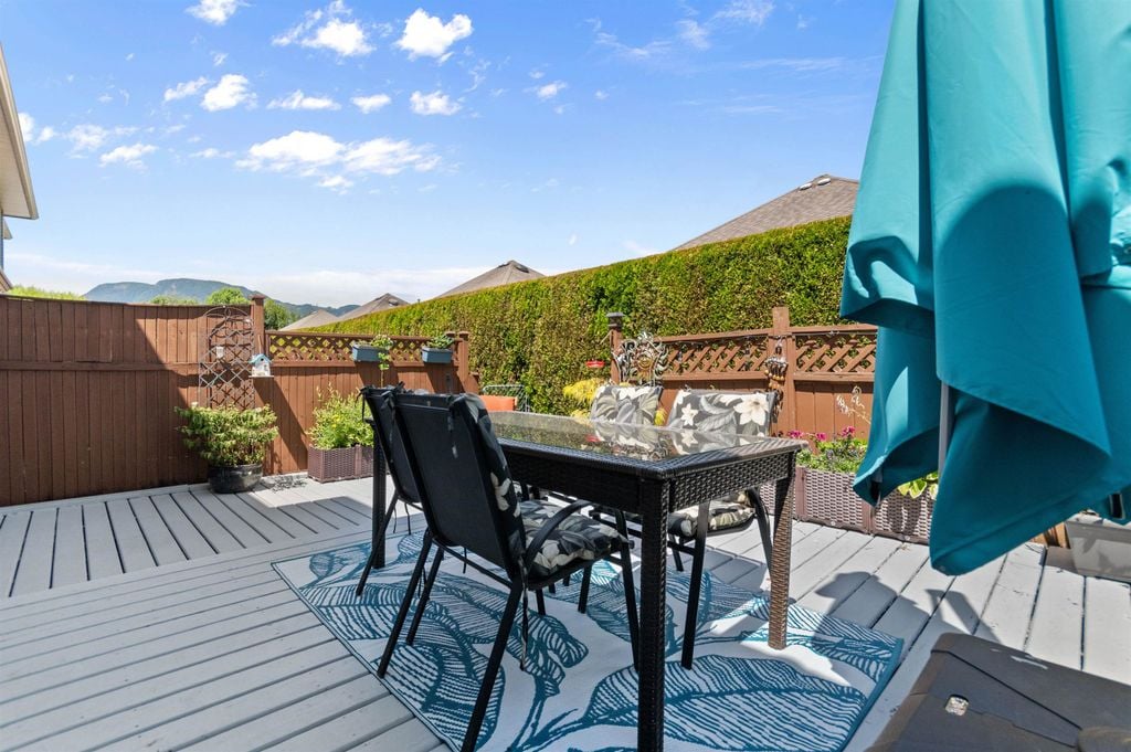1530 Mackay Crescent, #12