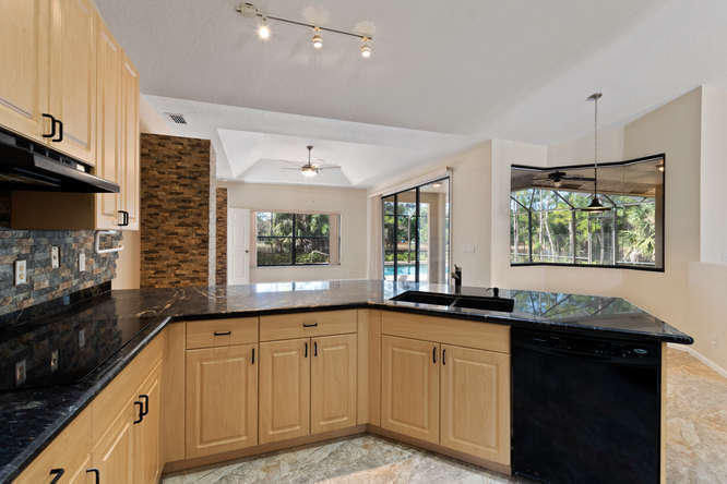 6723 Audubon Trl