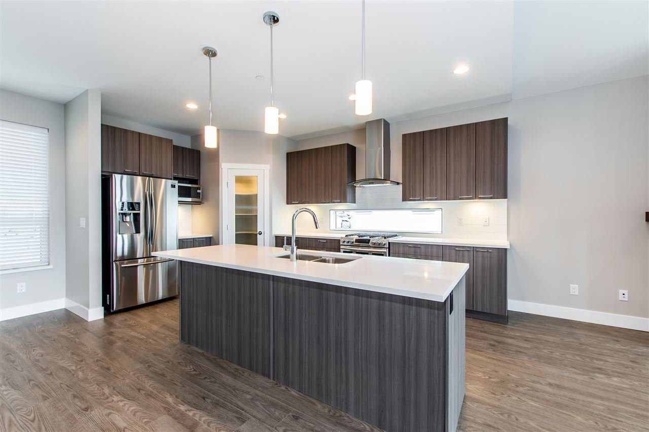 11-8295 Nixon Rd