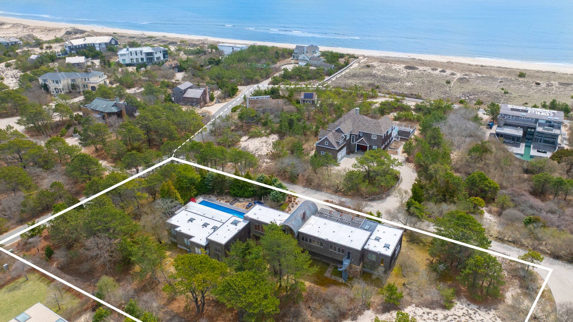 16 Whalers Ln