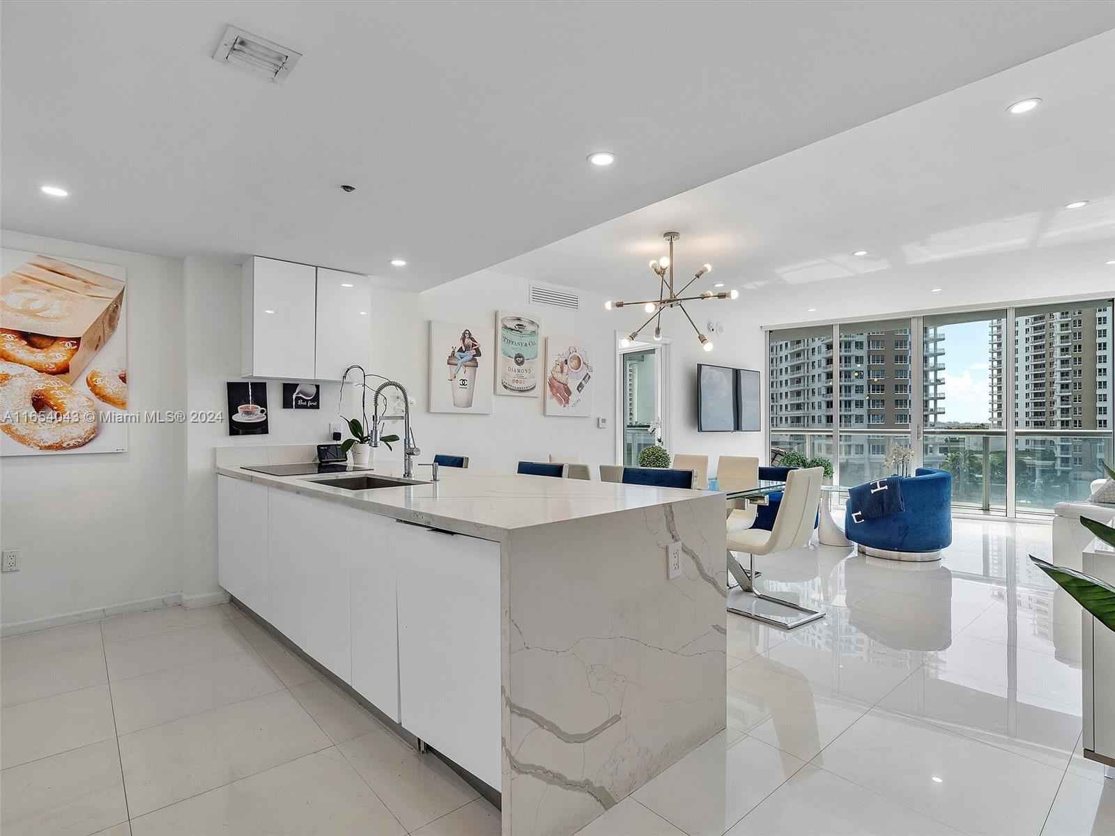495 Brickell Ave Unit BAY707