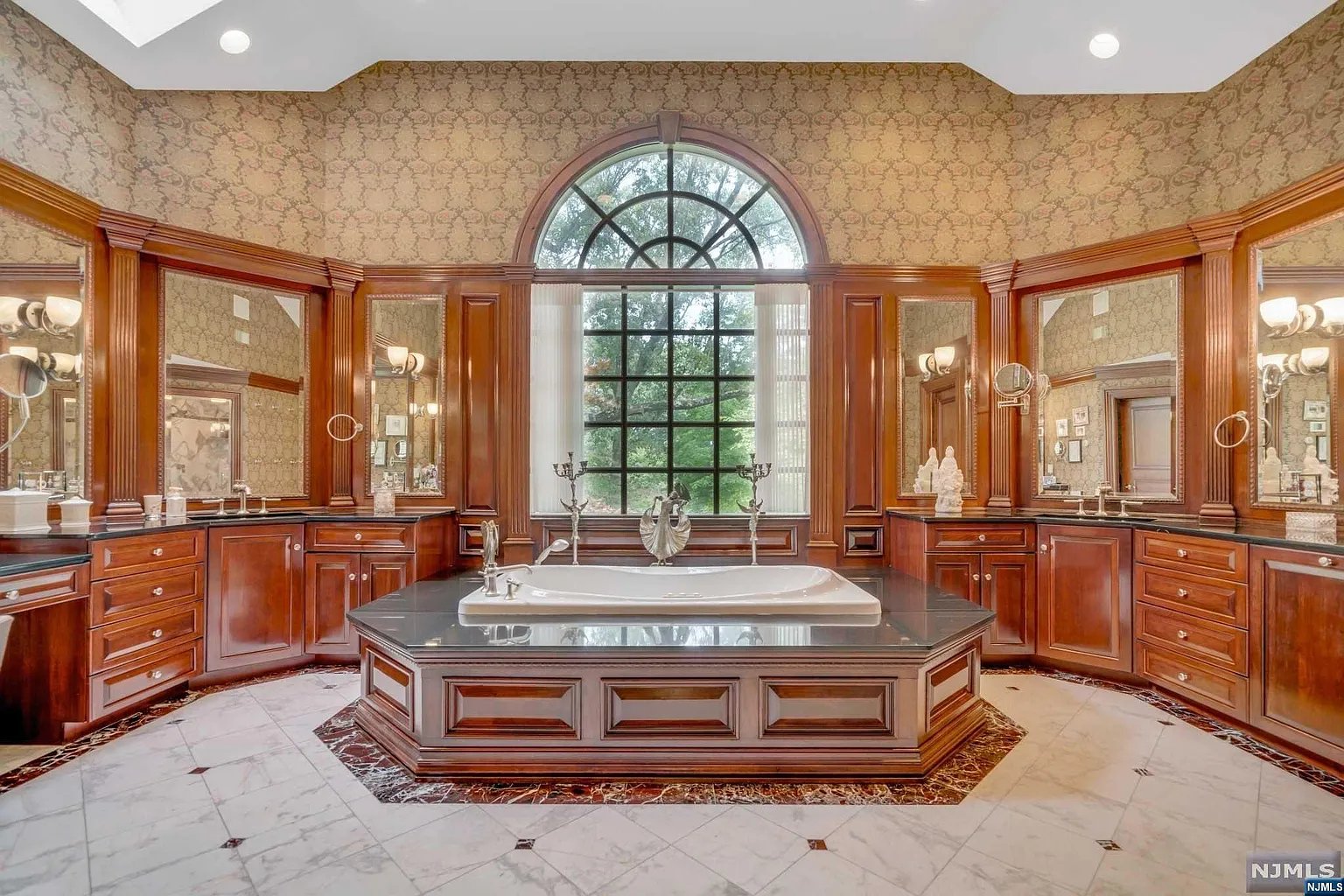 High Mountain Estate