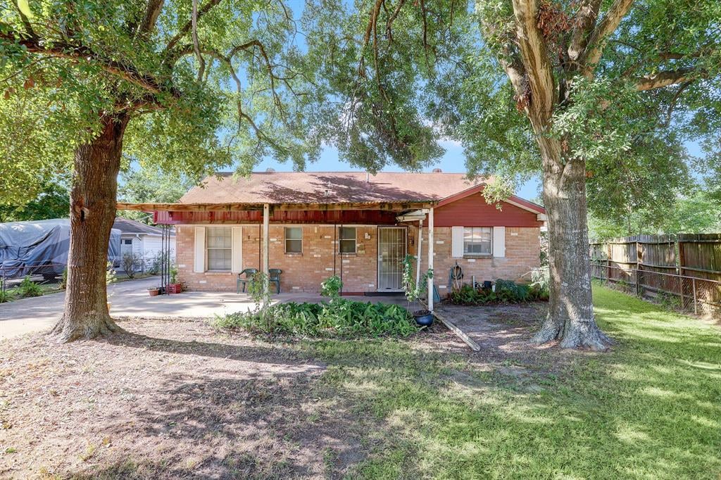 446 Hummingbird Ln