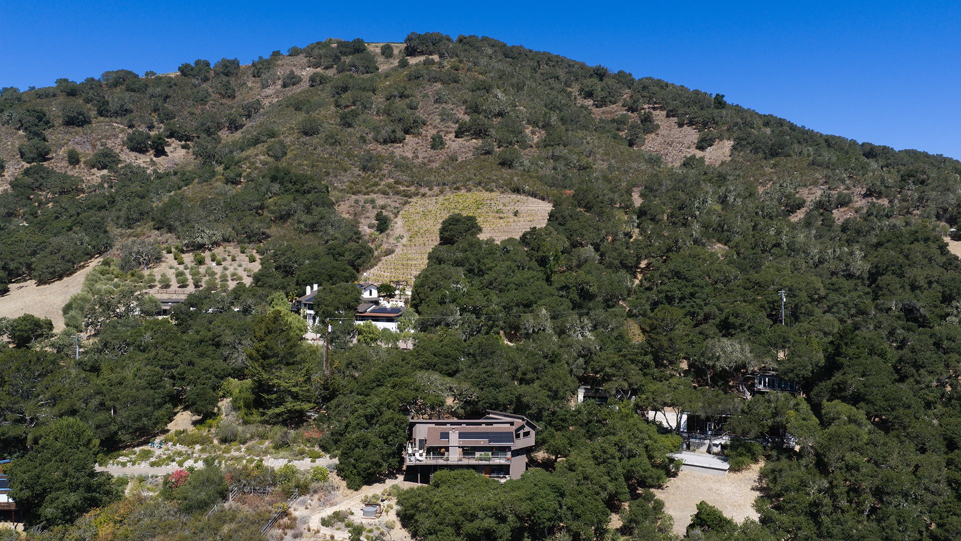 The Valley Hideaway