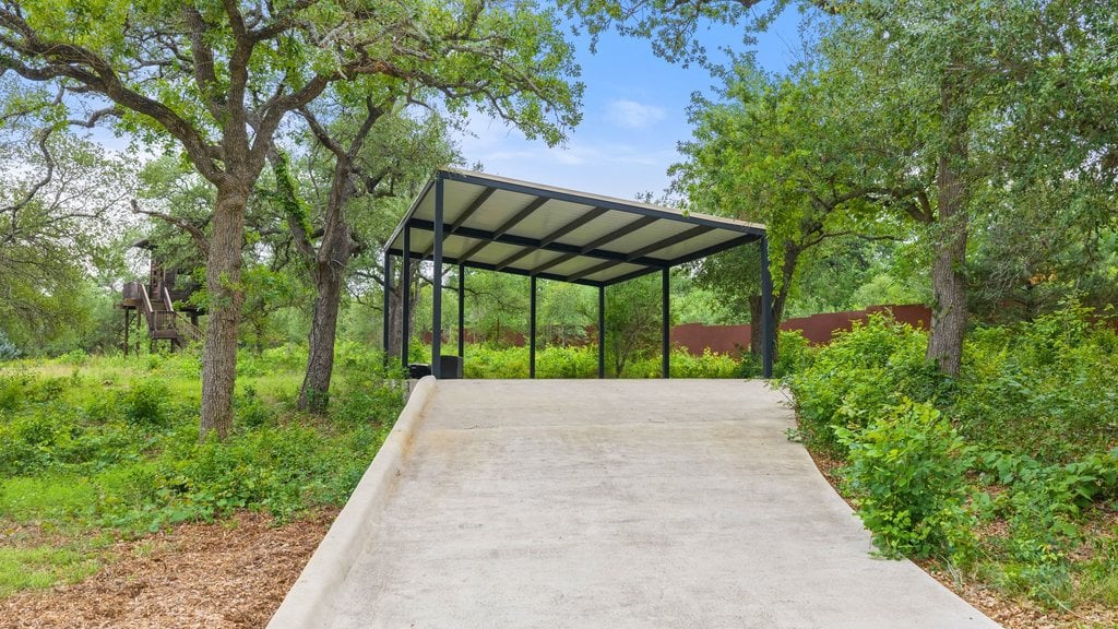 Private 3-Acre Estate in NW Austin- Leander ISD