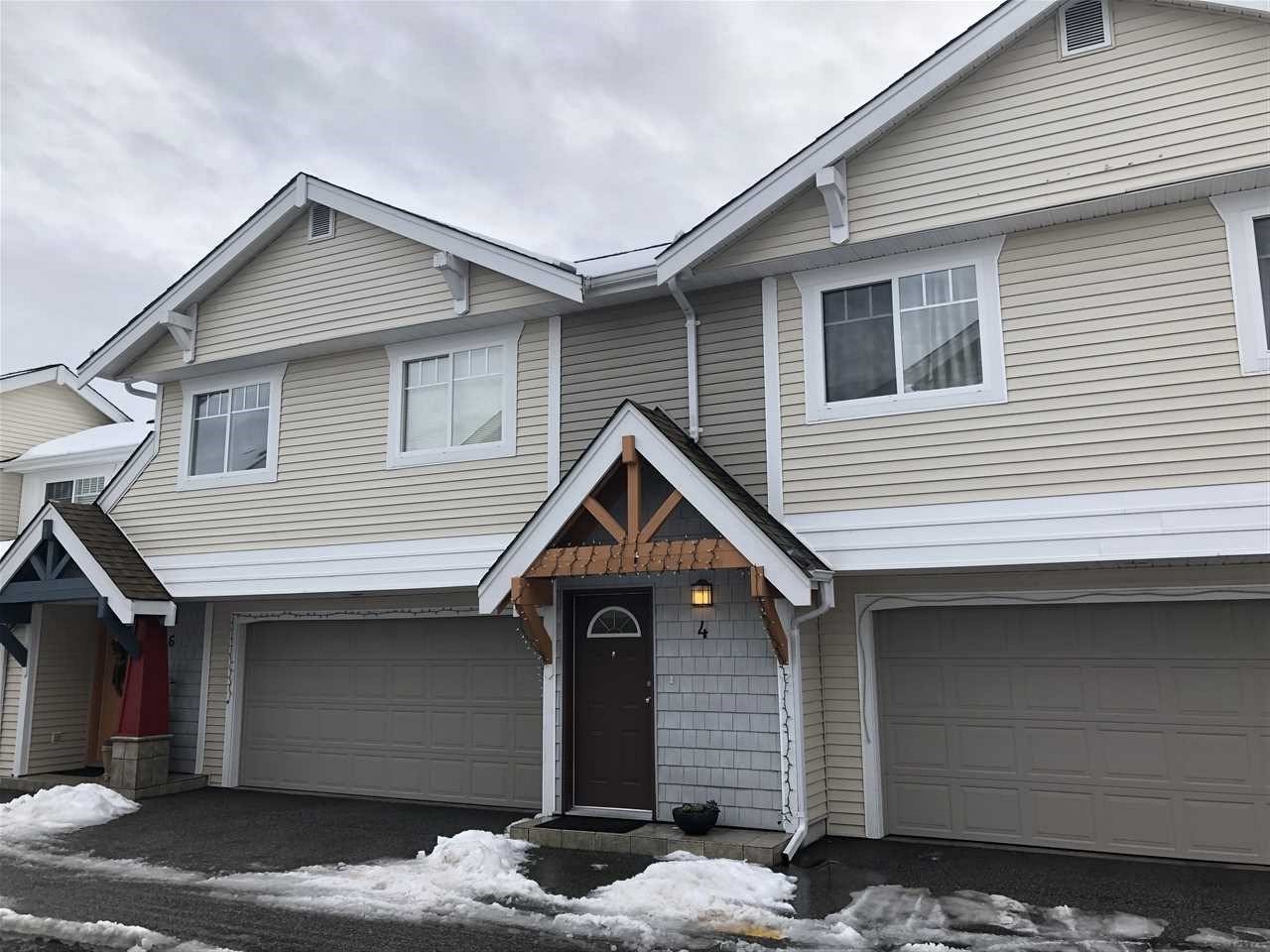 1821 Willow Cres, #4