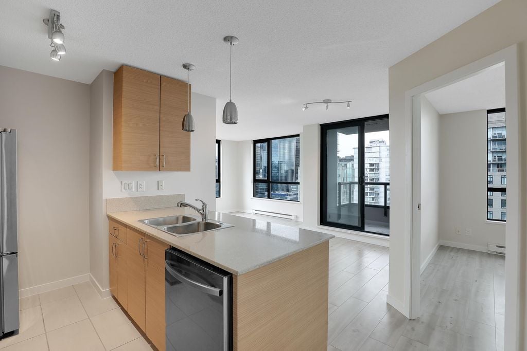 928 Homer St, #3103