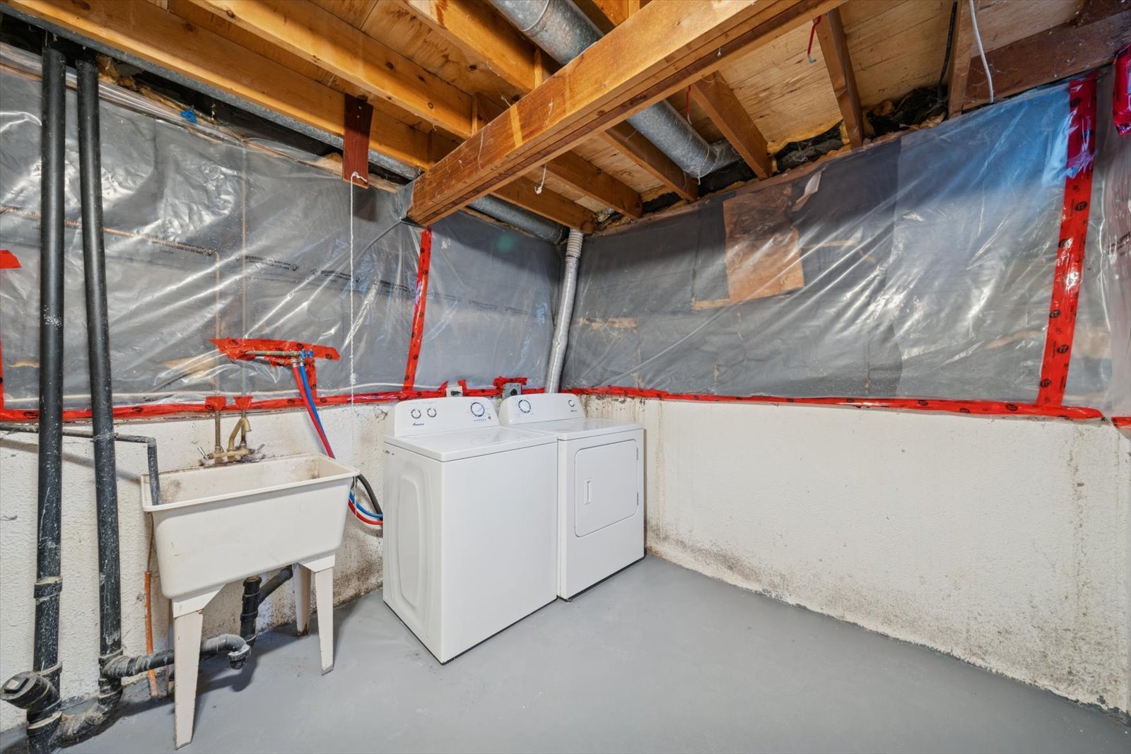 62 Pepperell Cres