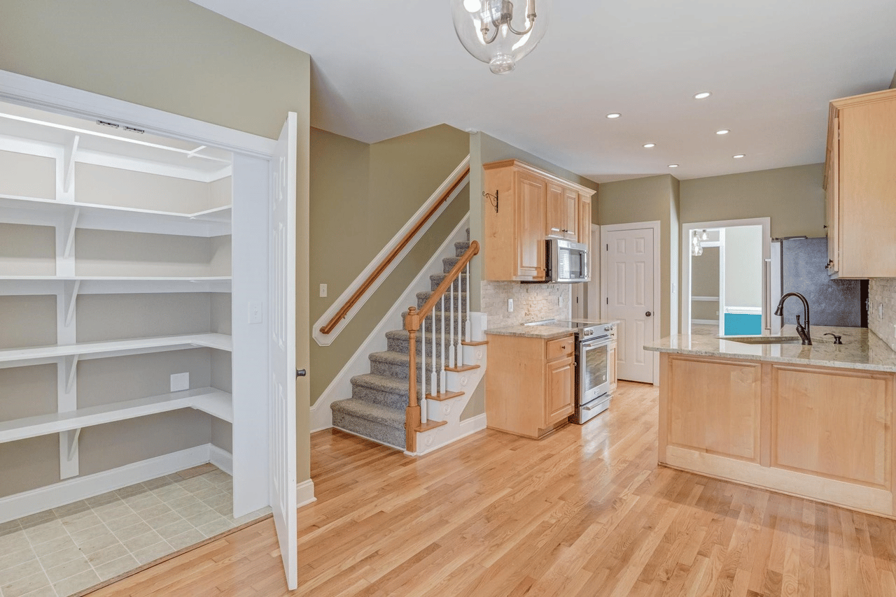 223 Kintyre Dr