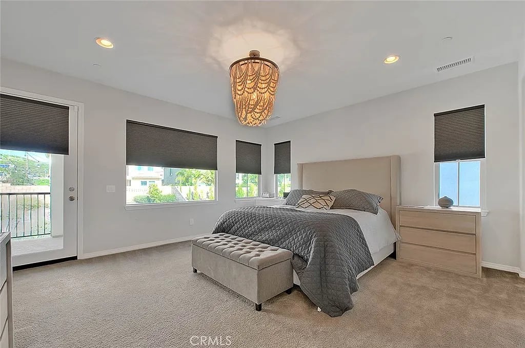 5912 Nisa Dr