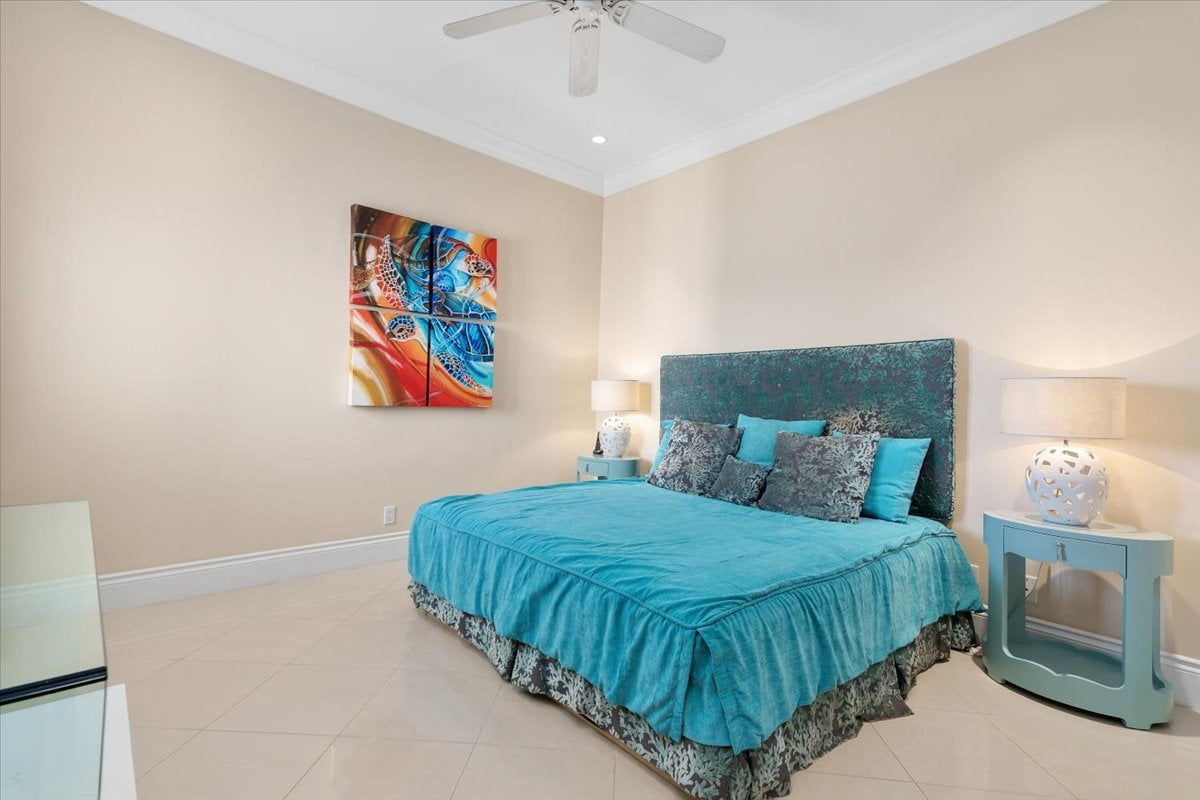 4C Caves Heights