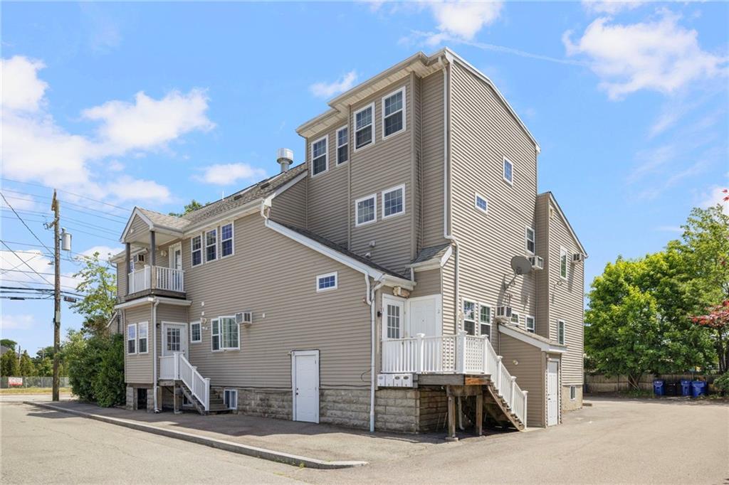 2799 Pawtucket Avenue, East Providence, RI 02914