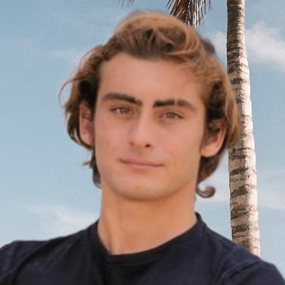 Jake Eisenberg Miami Beach, FL Real Estate Agent Headshot