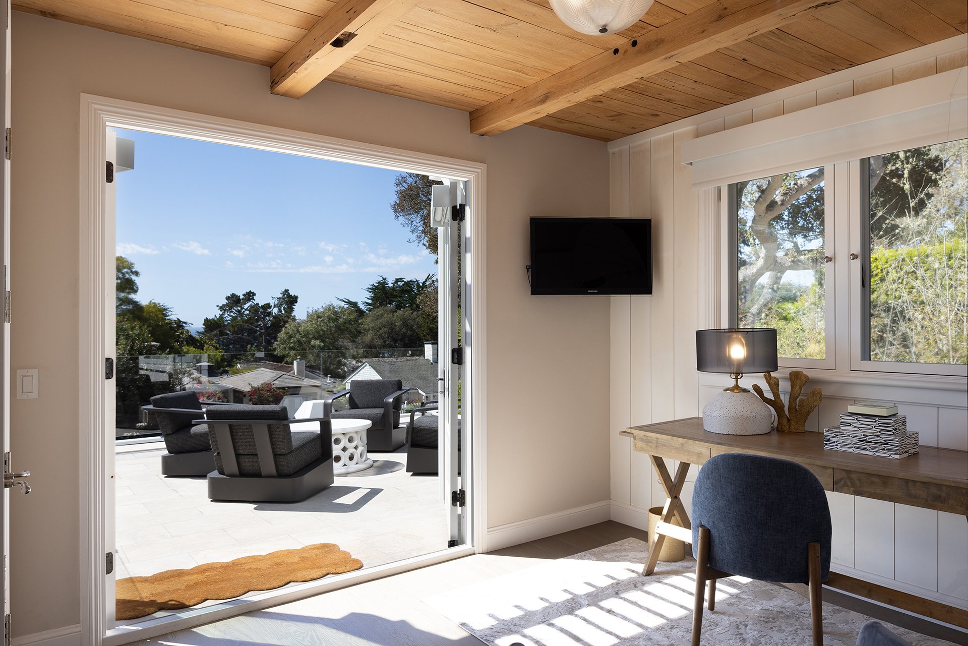 Spacious Golden Rectangle Residence