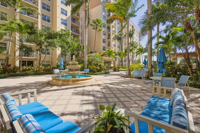 Flagler Pointe Downtown WPB Condos