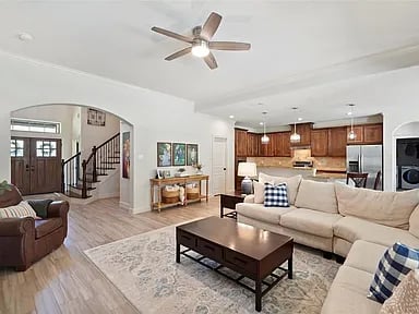 11264 Blue Grass Way