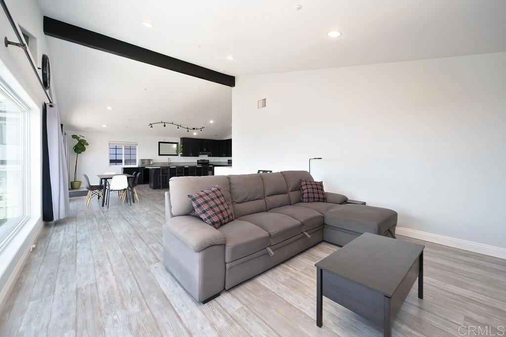 1656 Maria Ave