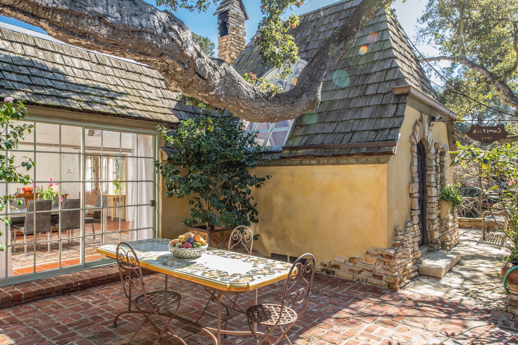 Comstock Cottage