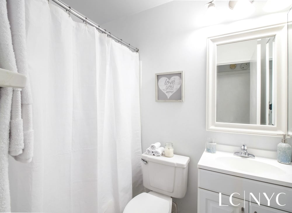 301 West 110th Street Unit: 4N