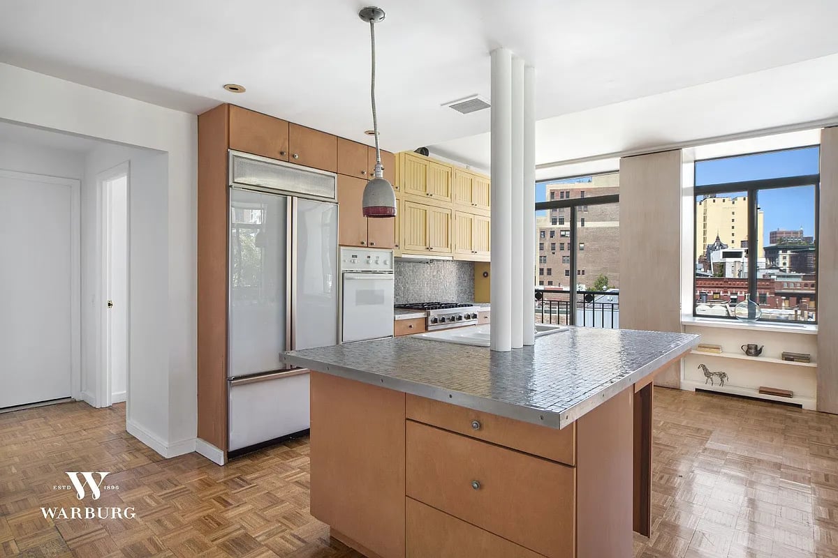 311 Greenwich St, #PHAE