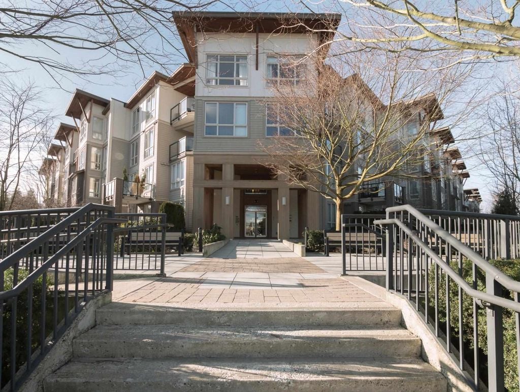15988 26 Ave, #412