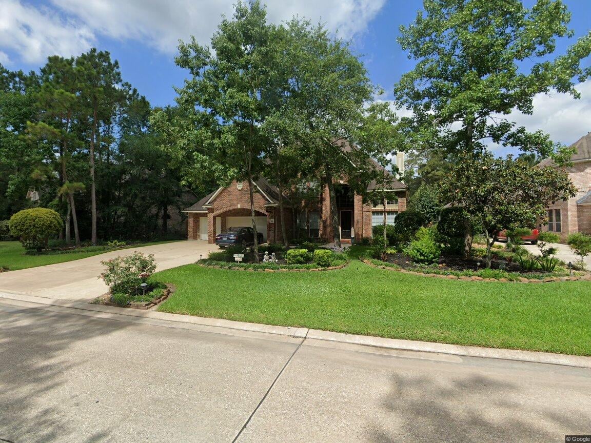 126 E Capstone Cir