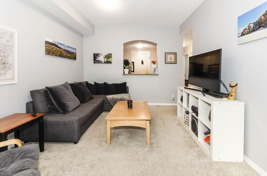 3600 Windcrest Dr, #215