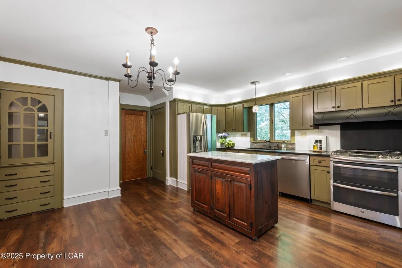 116 Doran Dr