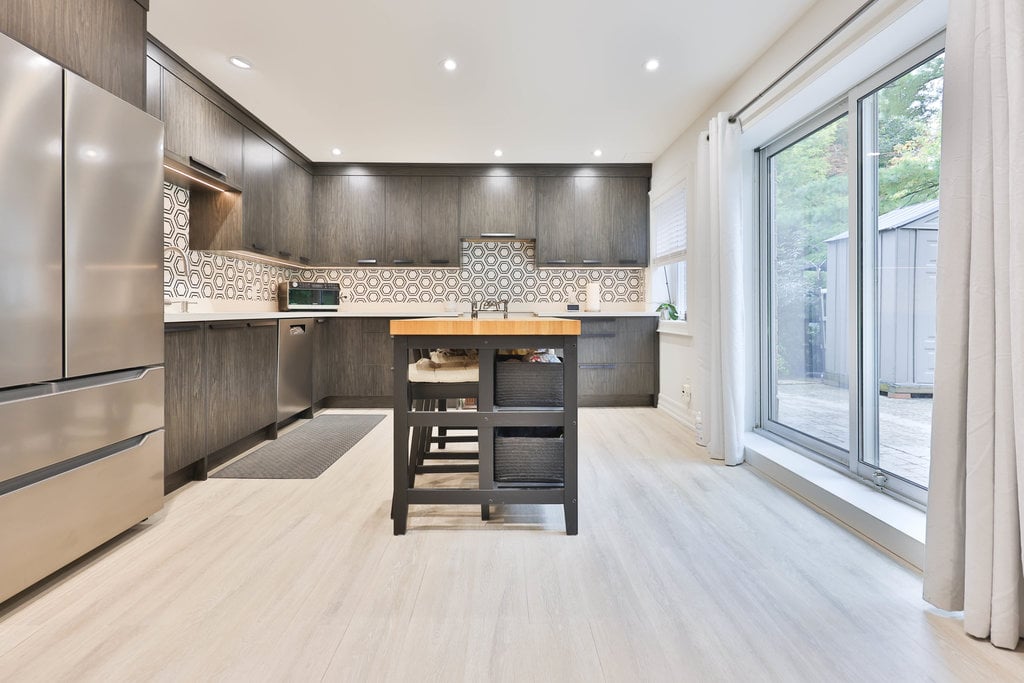 1520 Drymen Cres