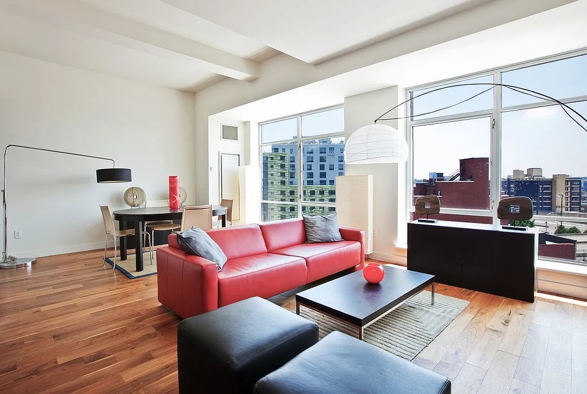 10-63 Jackson Ave, #PHA