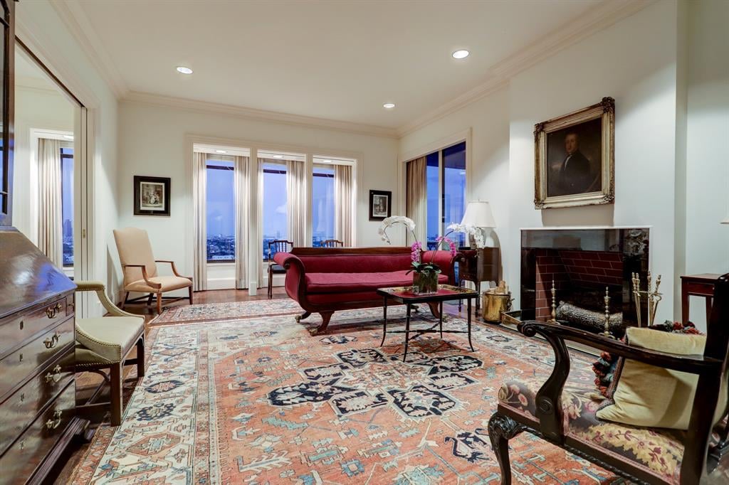 2121 Kirby Dr, #13SE