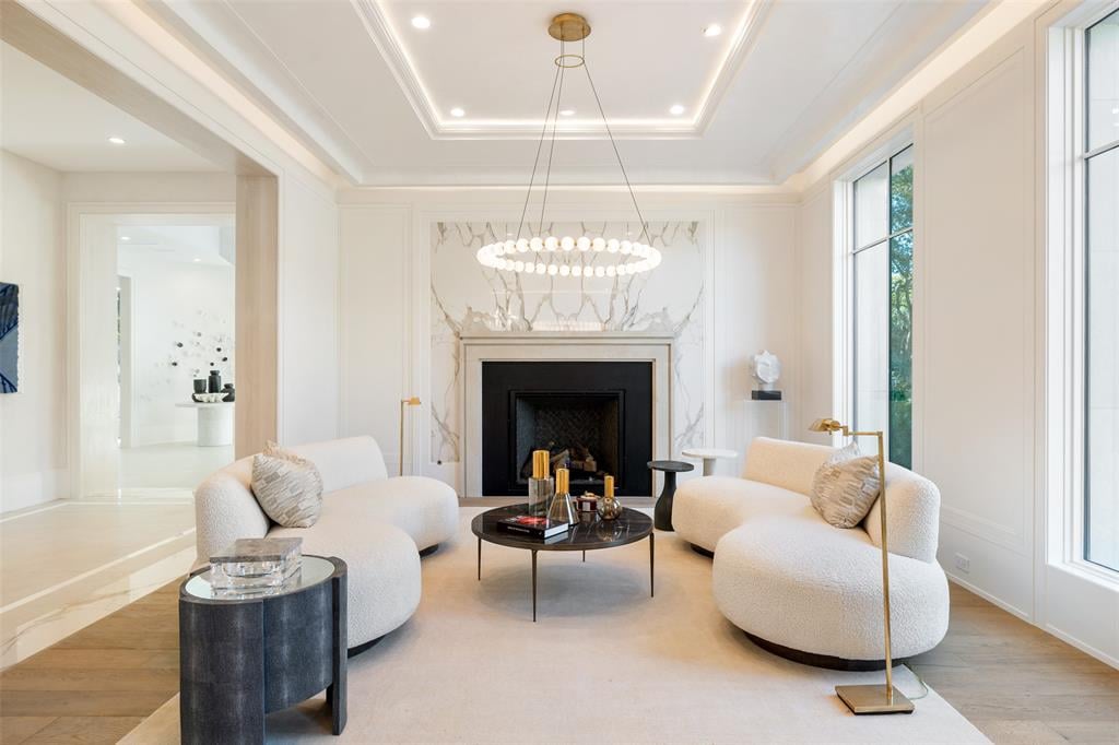 3315 Del Monte Dr