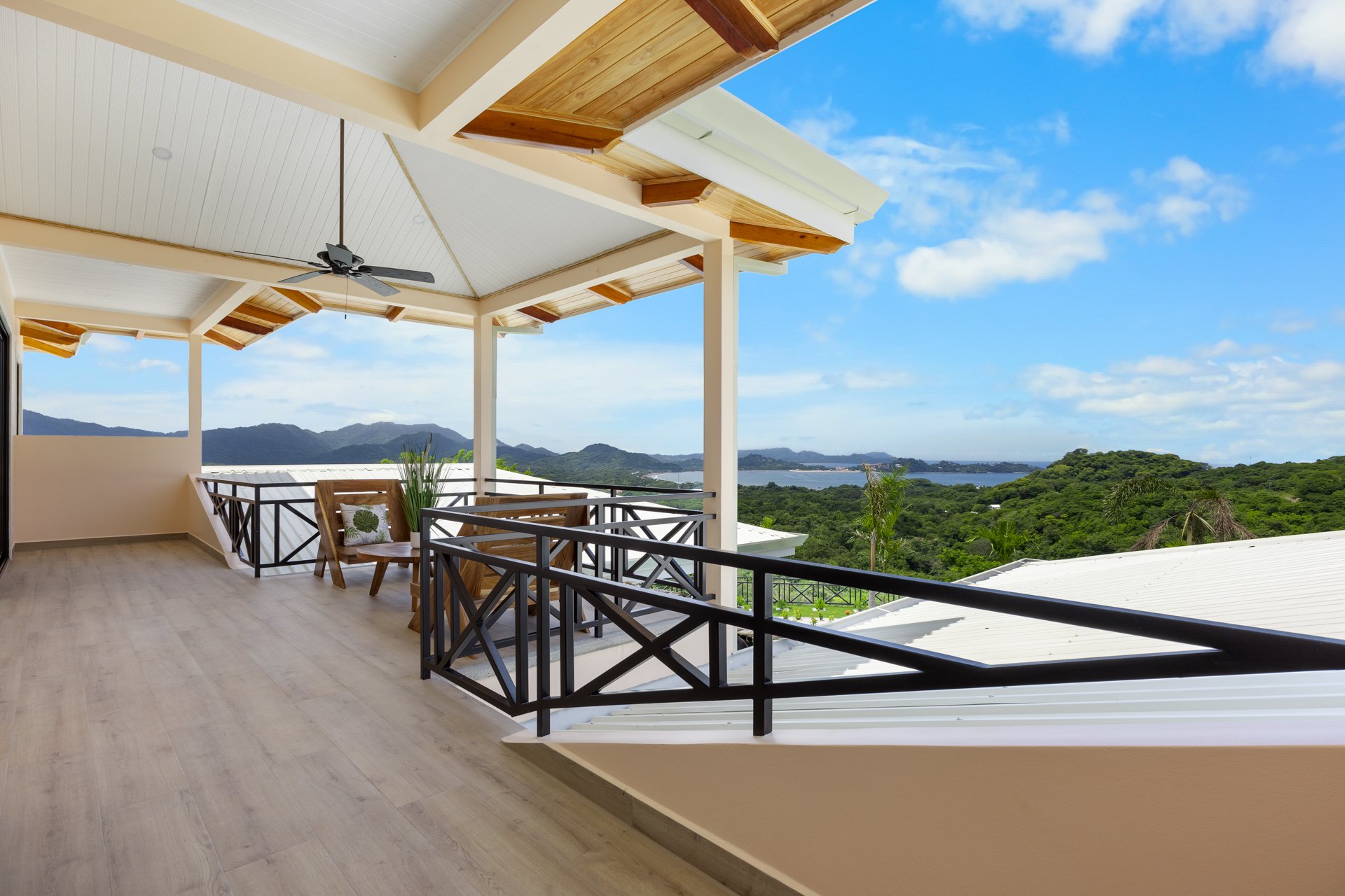 Casa Camari en la Marcela | Near the Coast House For Sale in Playa Potrero