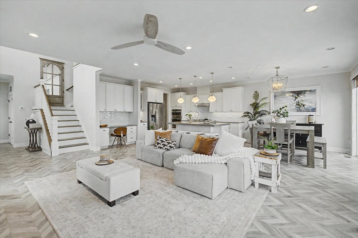 17 Aspen Dr
