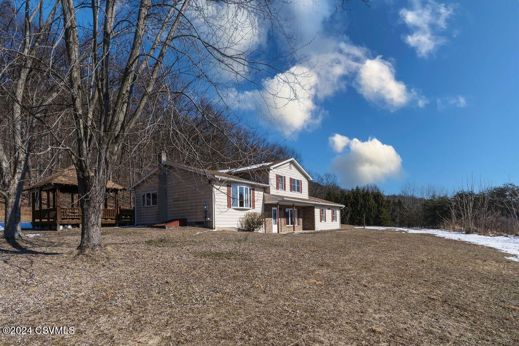 83 Trump Rd