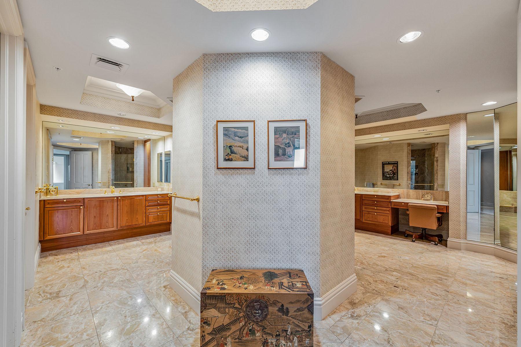 8477 Bay Colony Dr #902