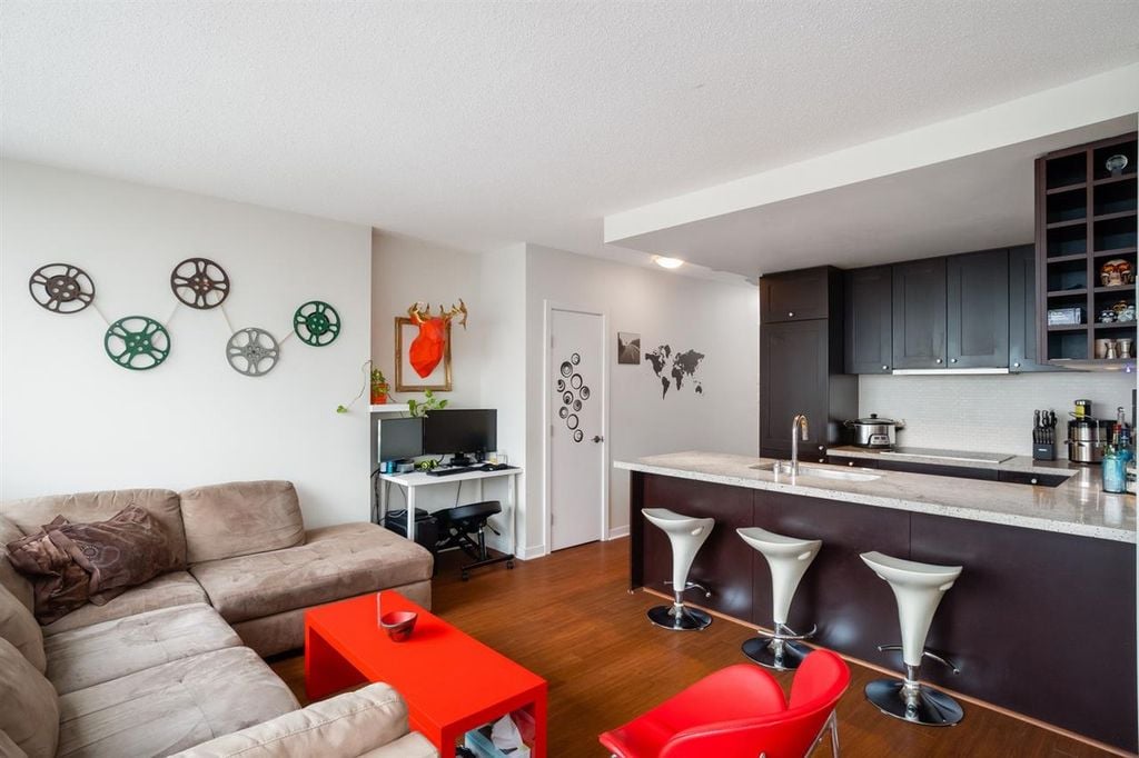 821 Cambie St, #1806