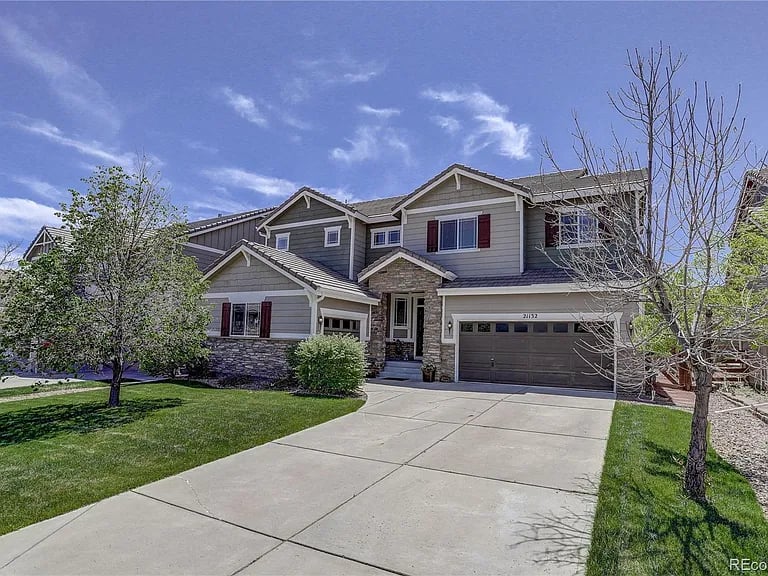 21132 E Whitaker Dr