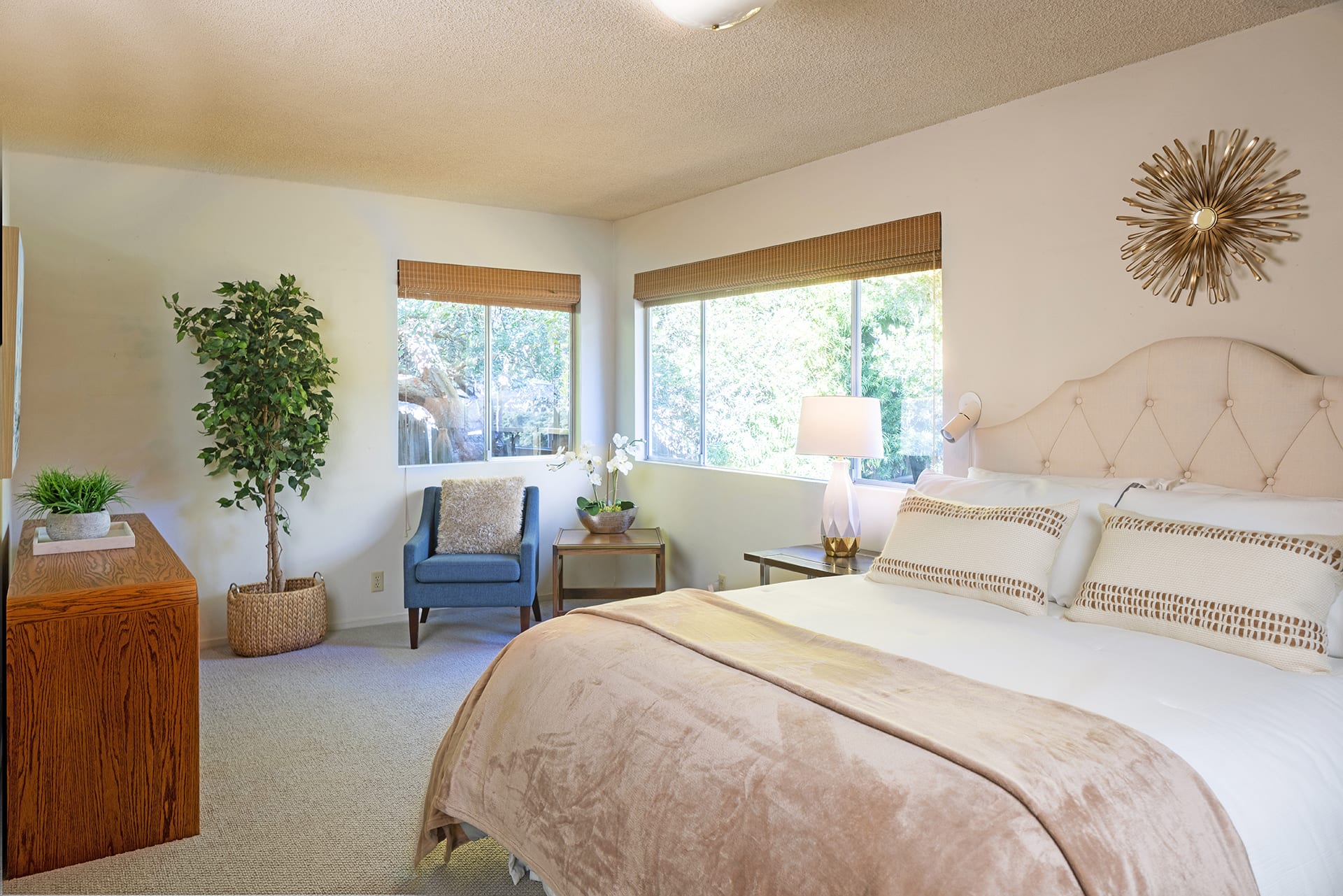 Pebble Beach Haven - 1122 Sawmill Gulch